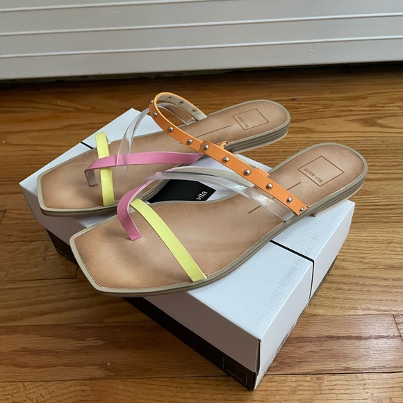 Dolce Vita Shoes - 🆕 Dolce Vita Isa Sandal